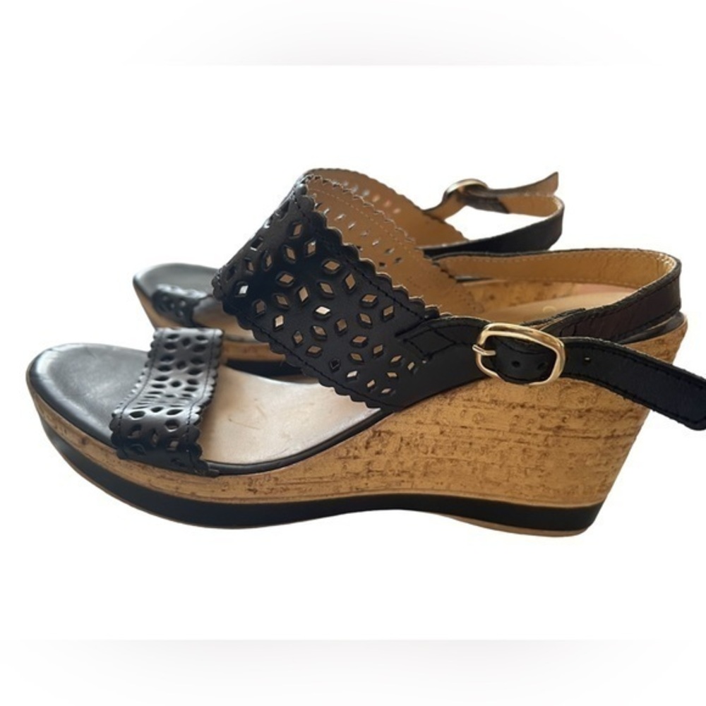 Sotto Sopra Italian Leather Eyelet Strap Wedge Slingbacks size 39 / 8.5